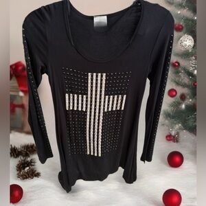Vocal Embellished Cross top S